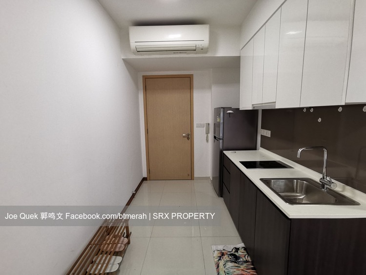 Esparina Residences (D19), Condominium #199756132